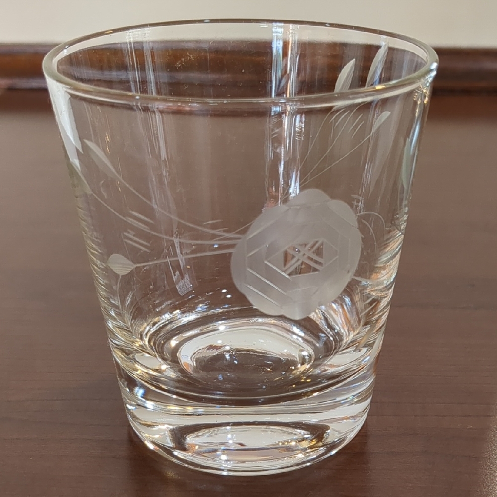 Etched Rose Pattern Rocks Glasses